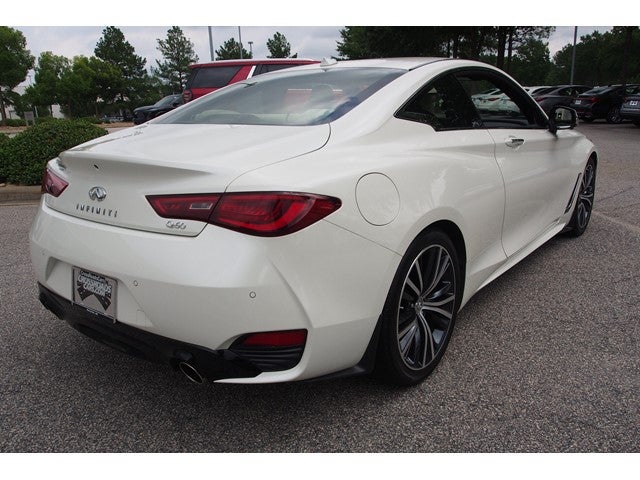 2022 INFINITI Q60 LUXE