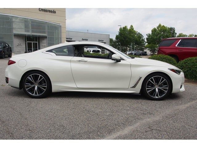 2022 INFINITI Q60 LUXE