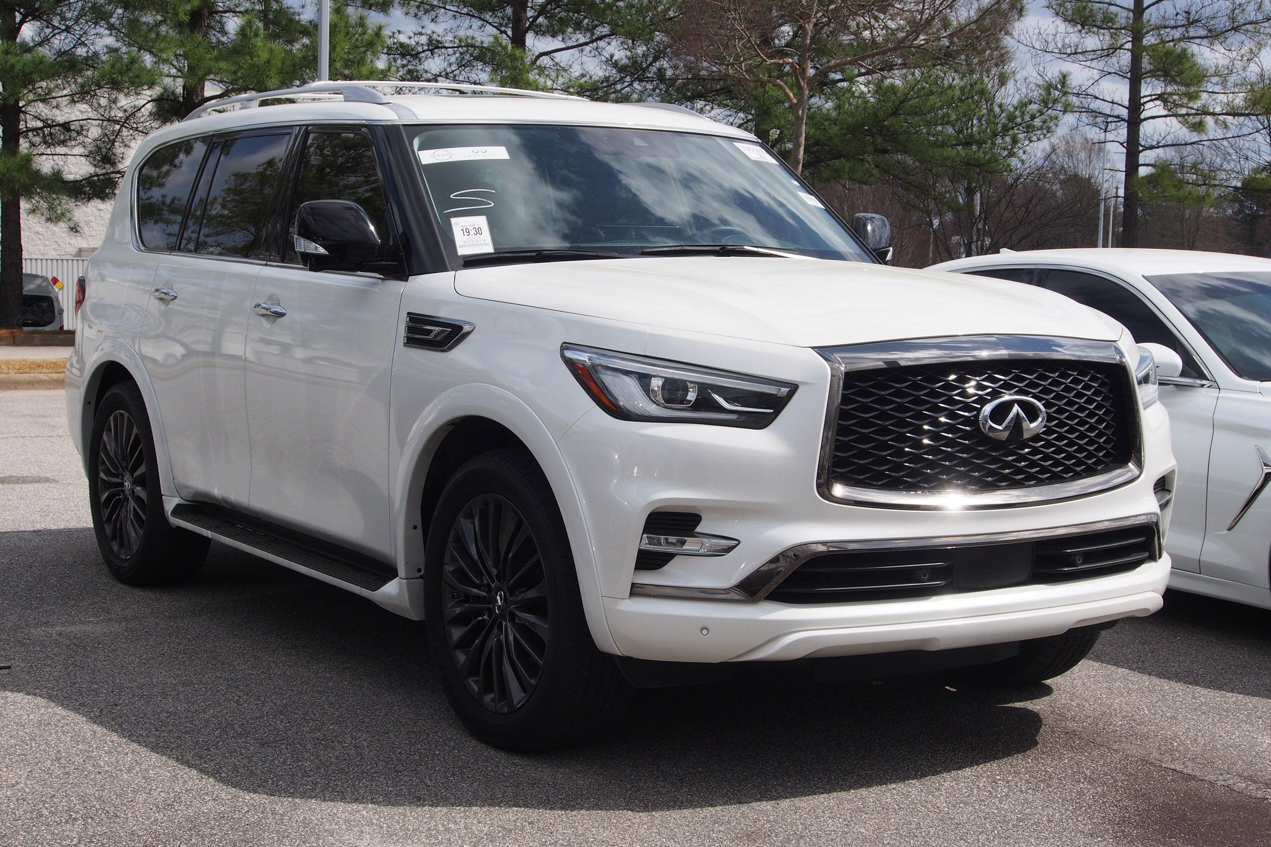 2023 INFINITI QX80 PREMIUM SELECT