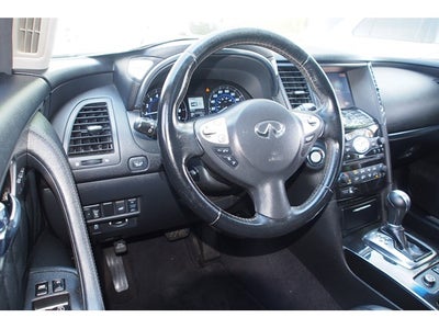 2017 INFINITI QX70 Base