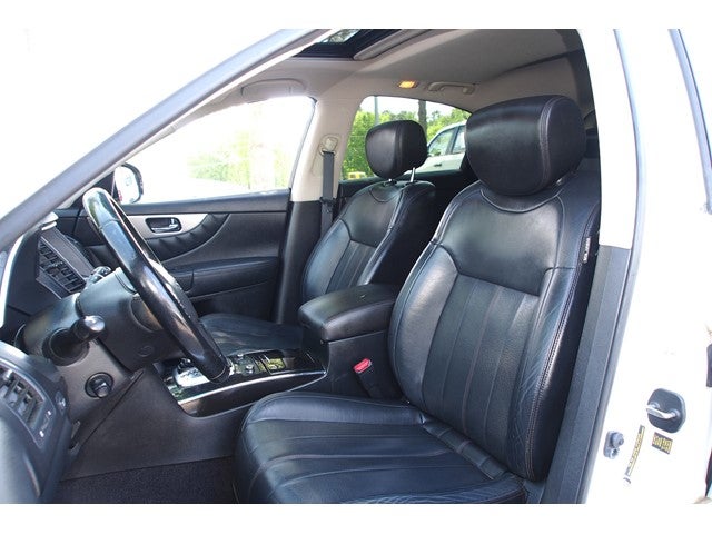 2017 INFINITI QX70 Base