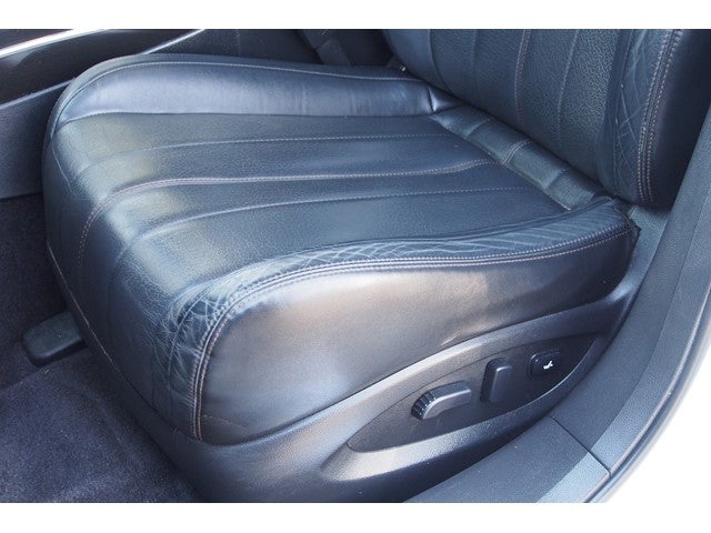 2017 INFINITI QX70 Base