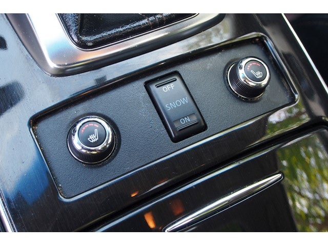 2017 INFINITI QX70 Base