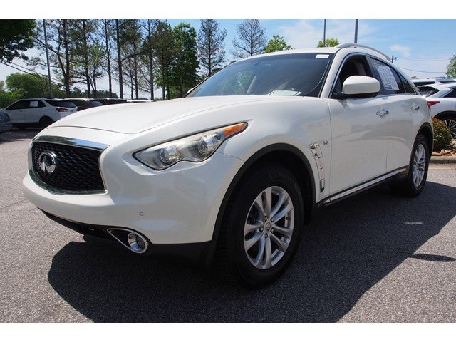 2017 INFINITI QX70 Base