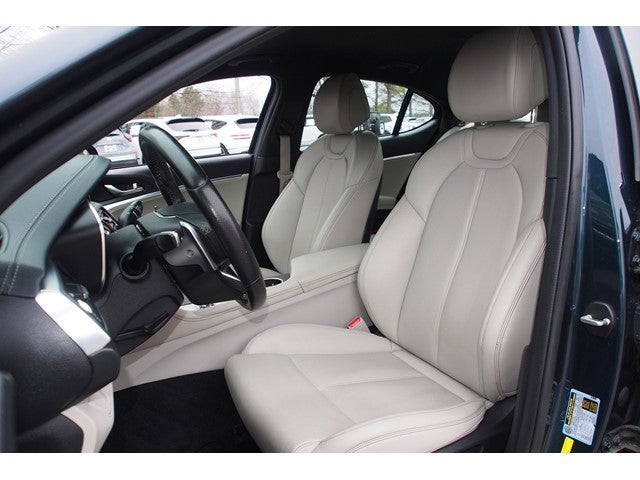 2022 Genesis G70 2.0T