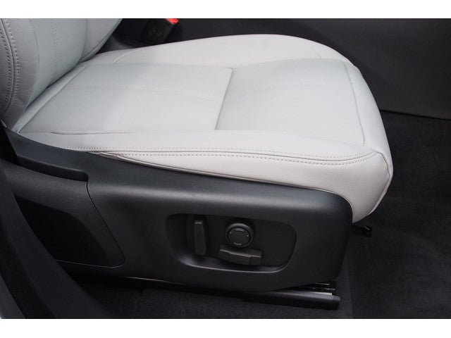 2024 Land Rover Range Rover Velar Dynamic SE