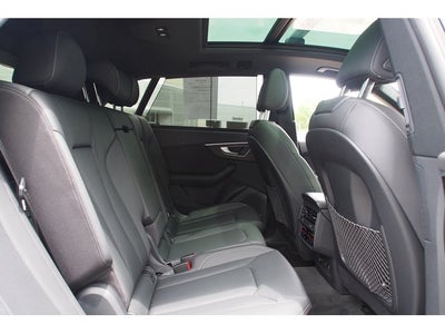 2022 Audi Q8 Premium Plus