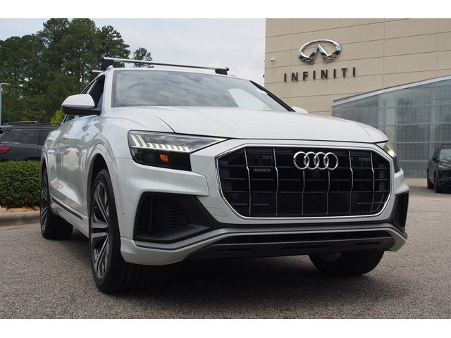 2022 Audi Q8 Premium Plus