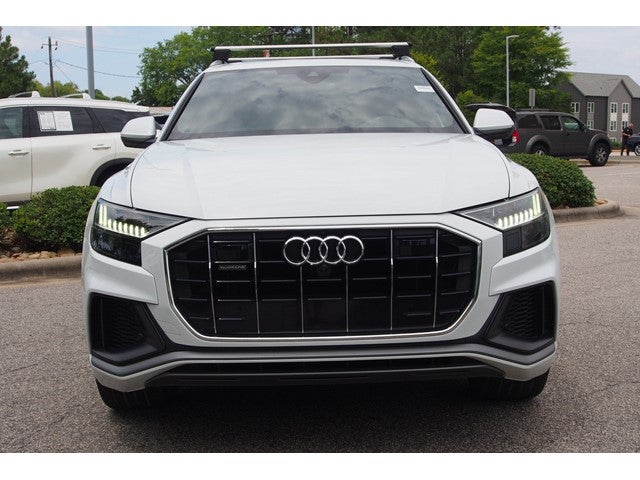 2022 Audi Q8 Premium Plus