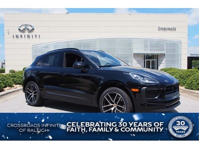 2023 Porsche Macan Base