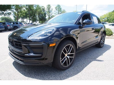 2023 Porsche Macan Base