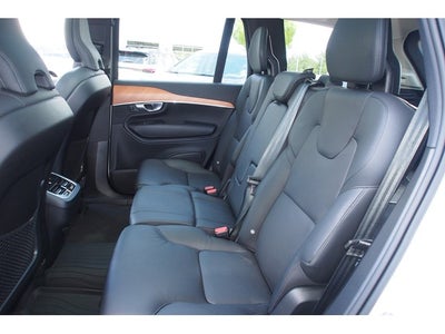 2024 Volvo XC90 Plus Bright Theme