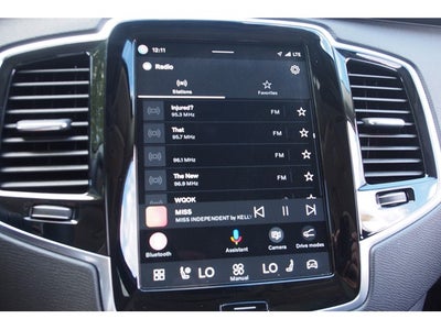 2024 Volvo XC90 Plus Bright Theme