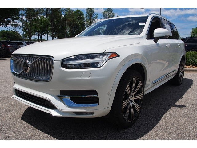 2024 Volvo XC90 Plus Bright Theme