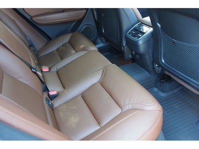 2023 Volvo XC60 Ultimate Bright Theme