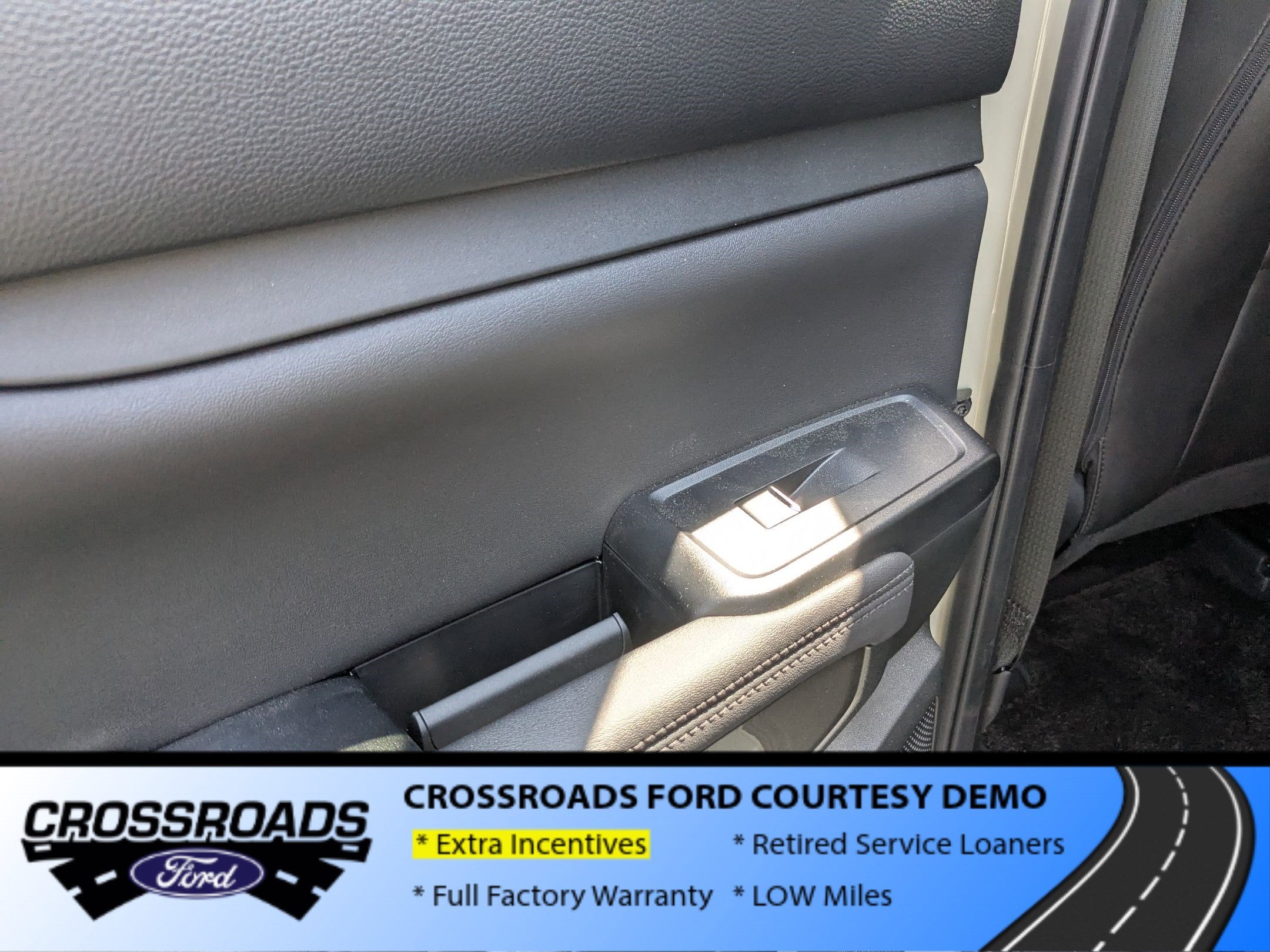 2025 Ford Ranger LARIAT - Crossroads Courtesy Demo