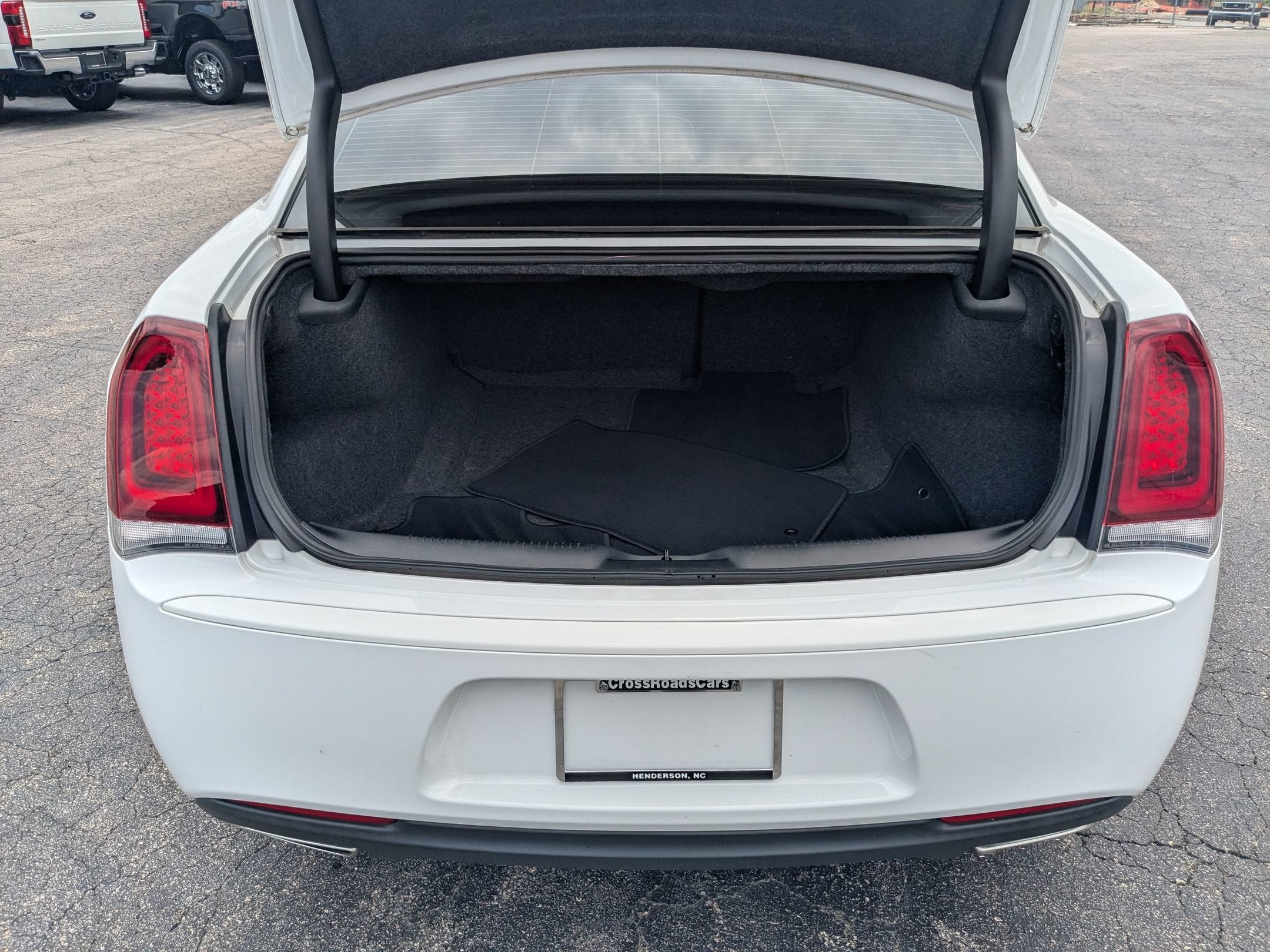 2023 Chrysler 300 Touring