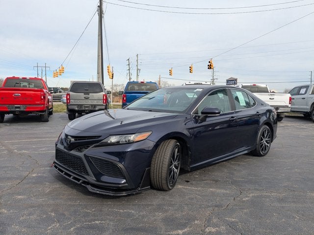 2022 Toyota Camry SE
