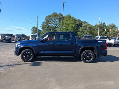 2022 Toyota Tundra 4WD SR5