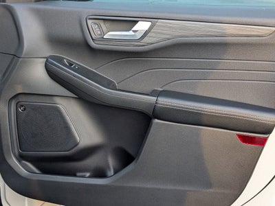 2026 Ford Escape Platinum