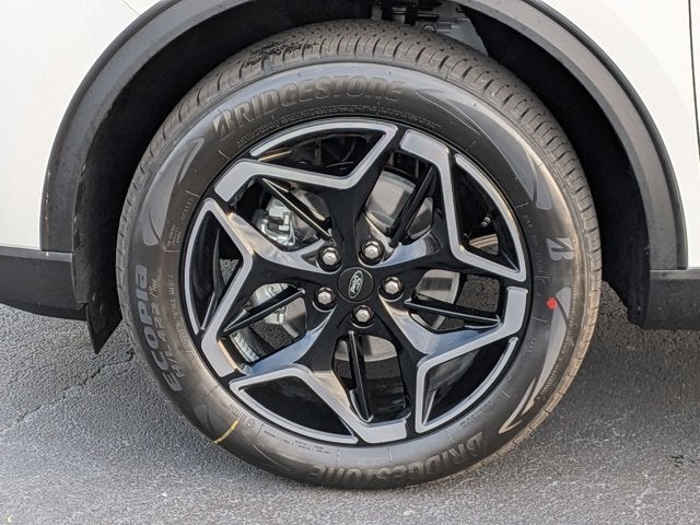 2026 Ford Escape Platinum