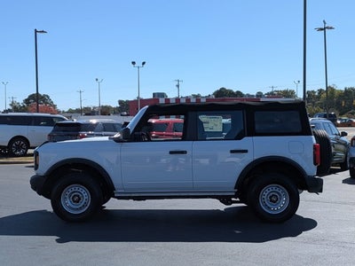 2025 Ford Bronco Base