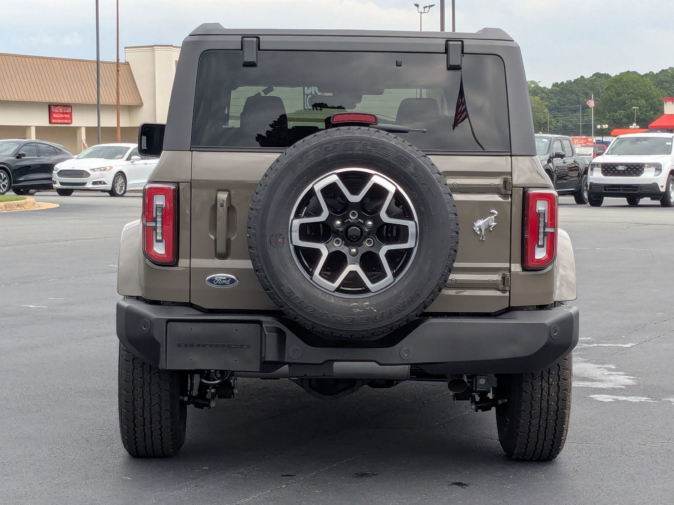 2025 Ford Bronco Outer Banks