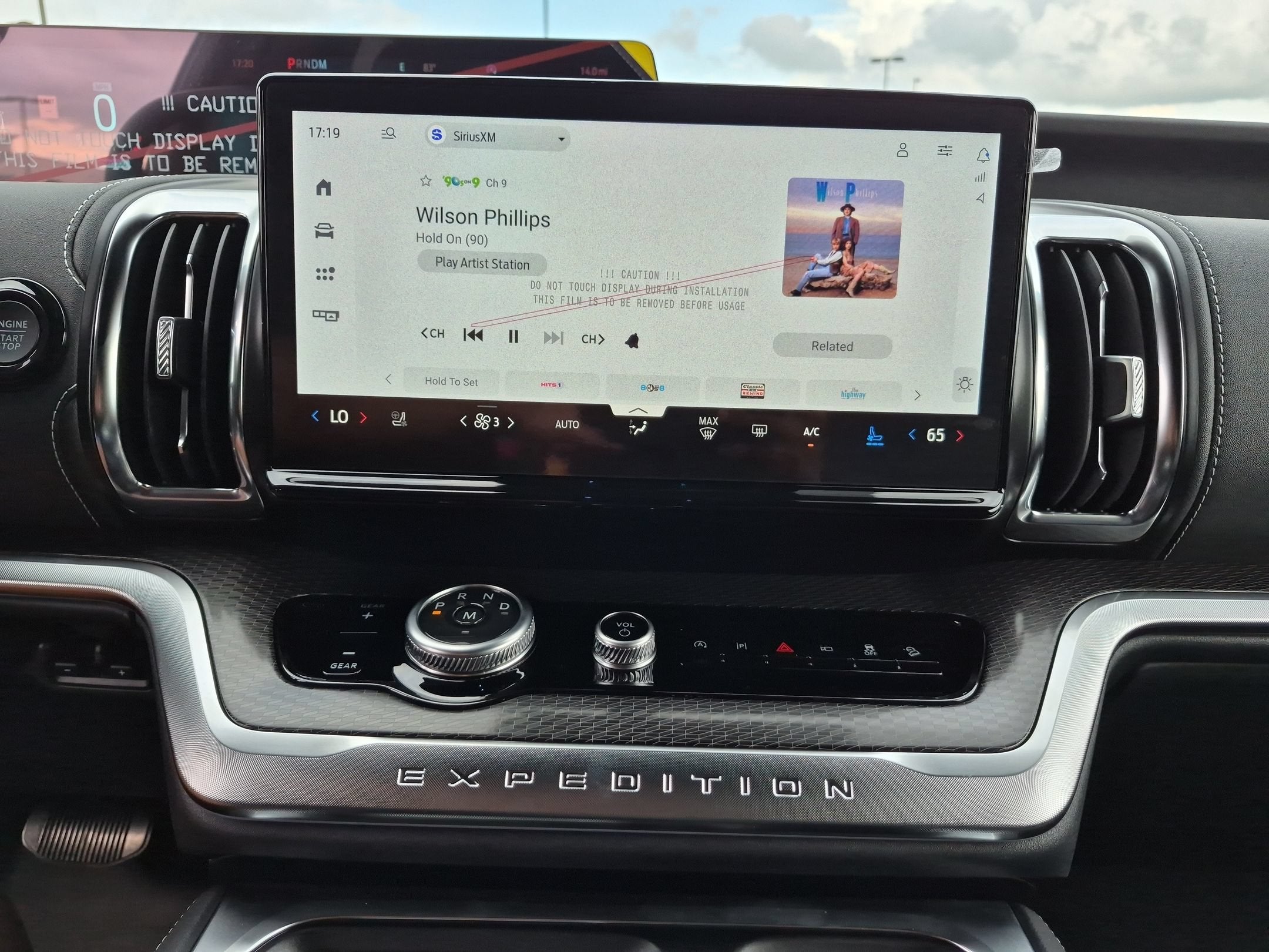 2027 Ford Expedition Platinum