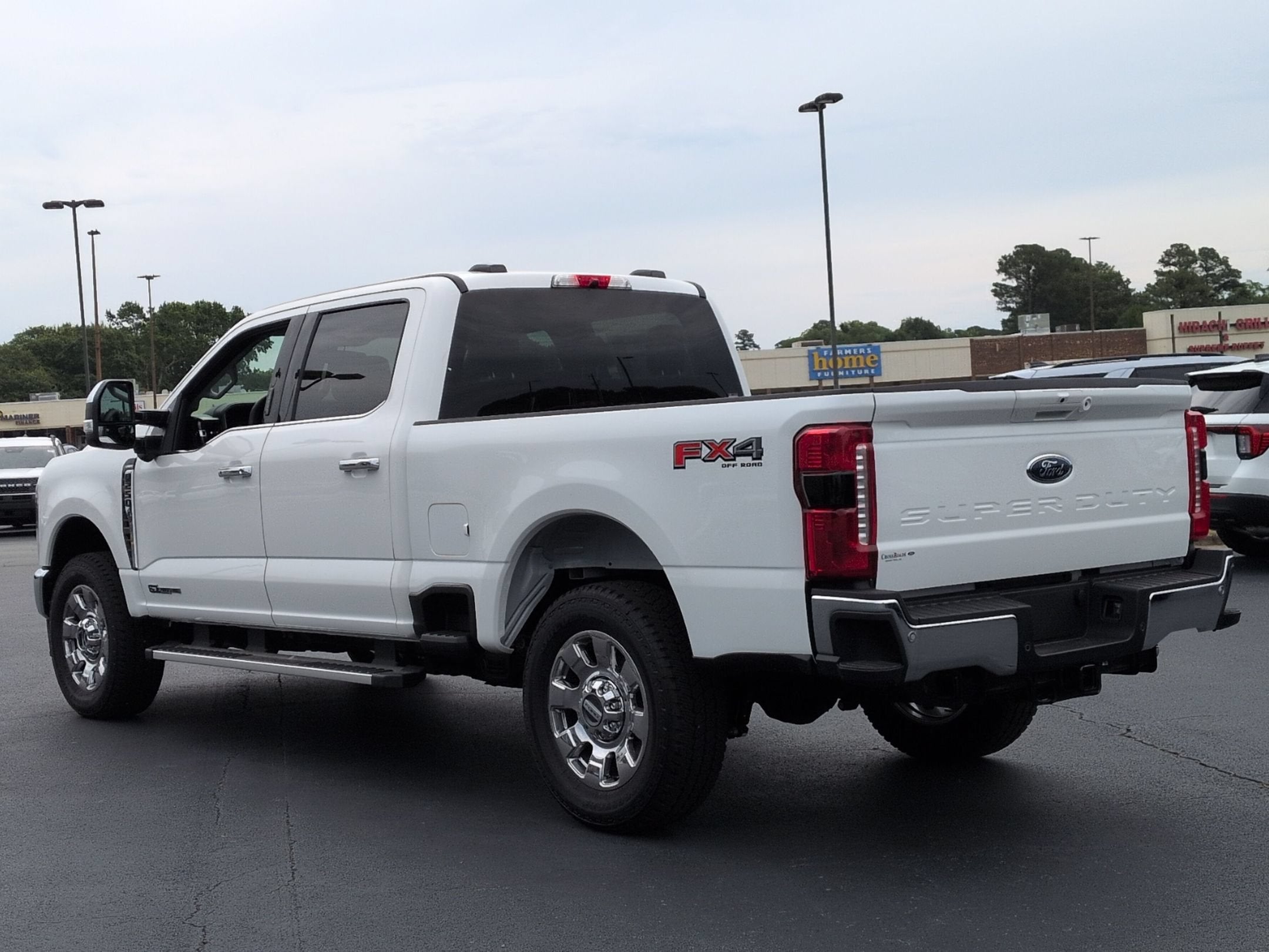 2026 Ford Super Duty F-250 SRW LARIAT