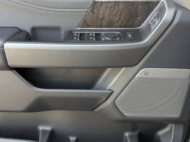 2025 Ford Super Duty F-350 SRW LARIAT