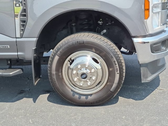 2025 Ford Super Duty F-350 DRW XLT
