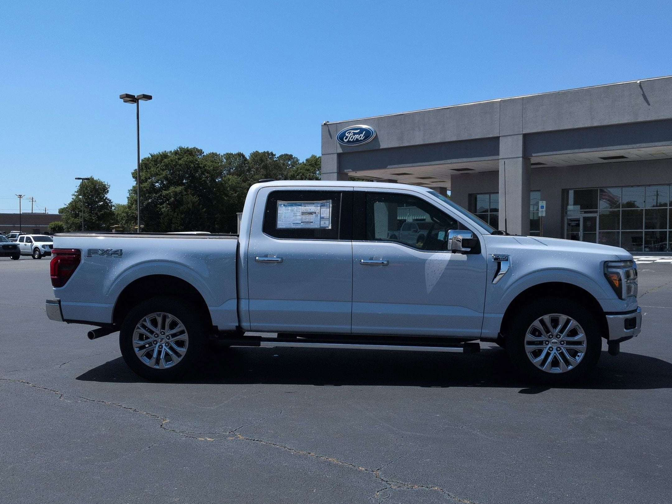 2025 Ford F-150 LARIAT