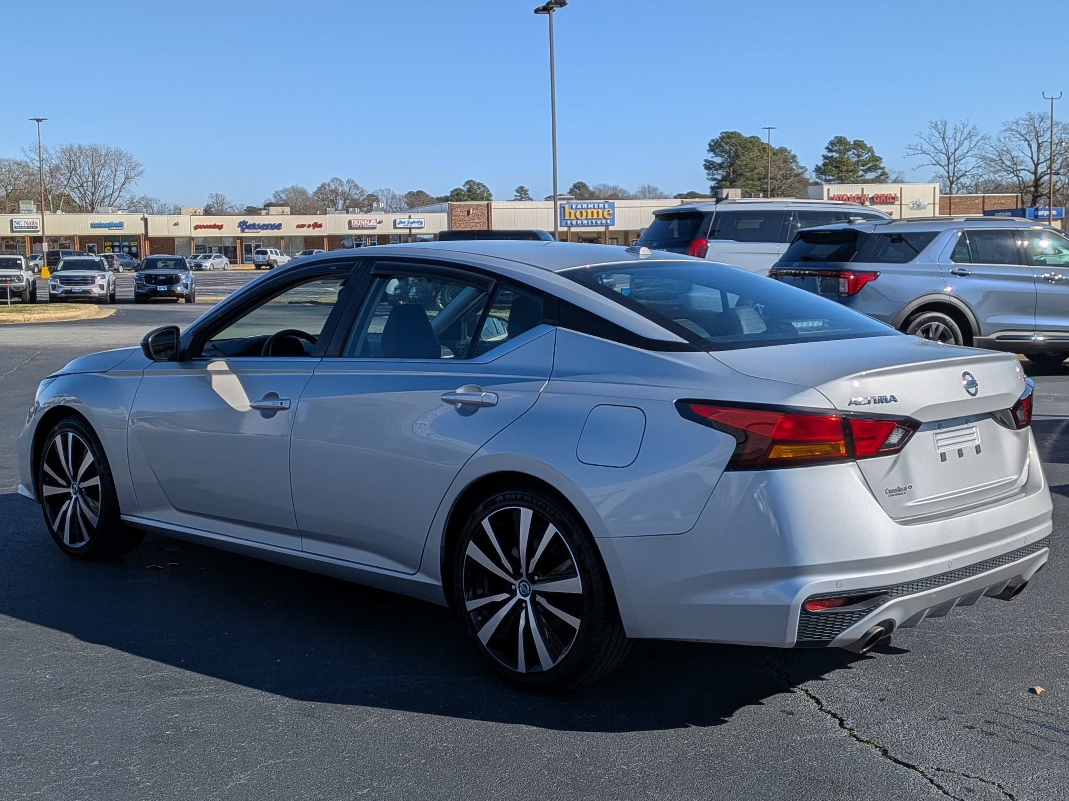 2022 Nissan Altima 2.5 SR