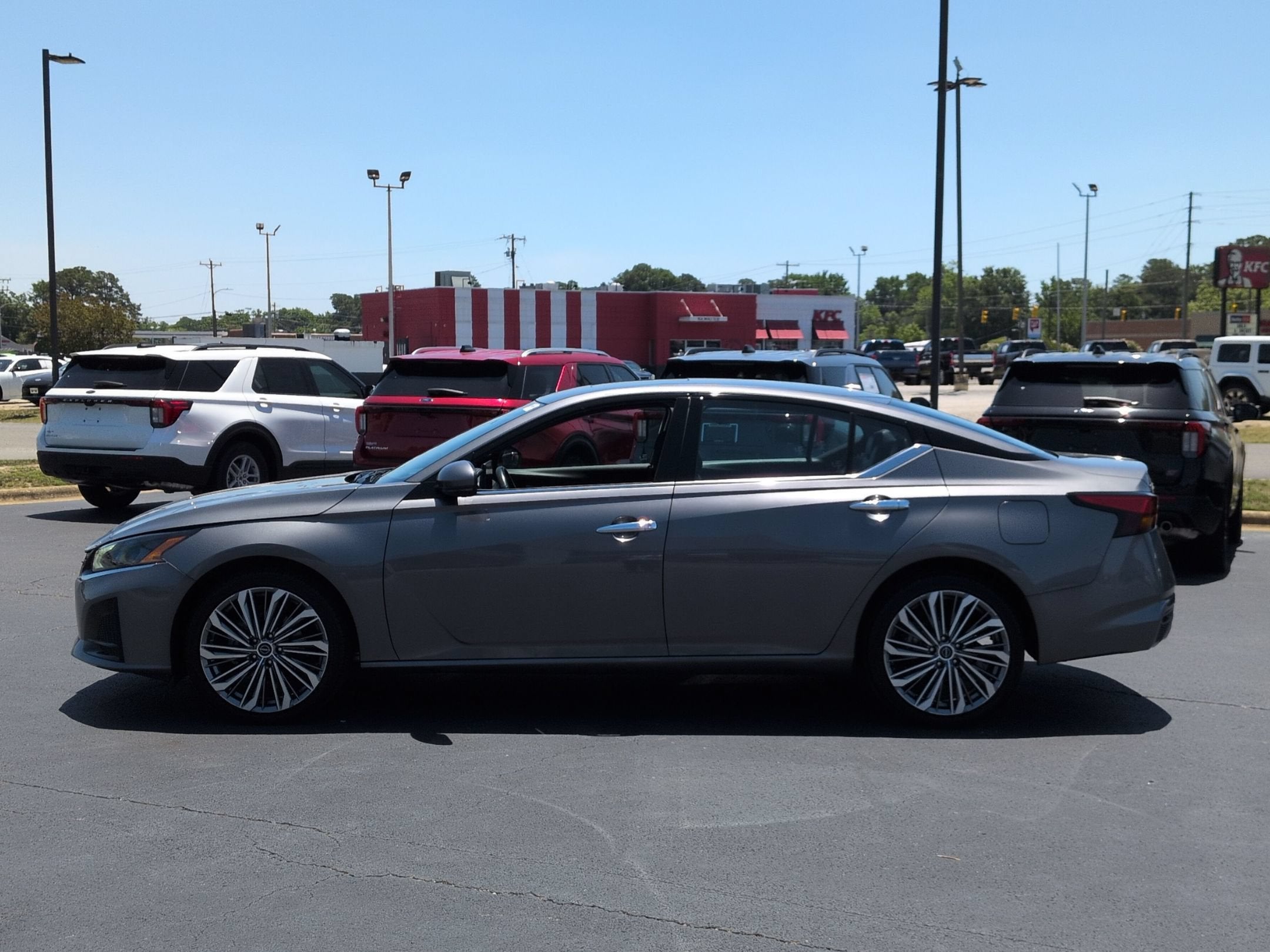 2024 Nissan Altima 2.5 SL