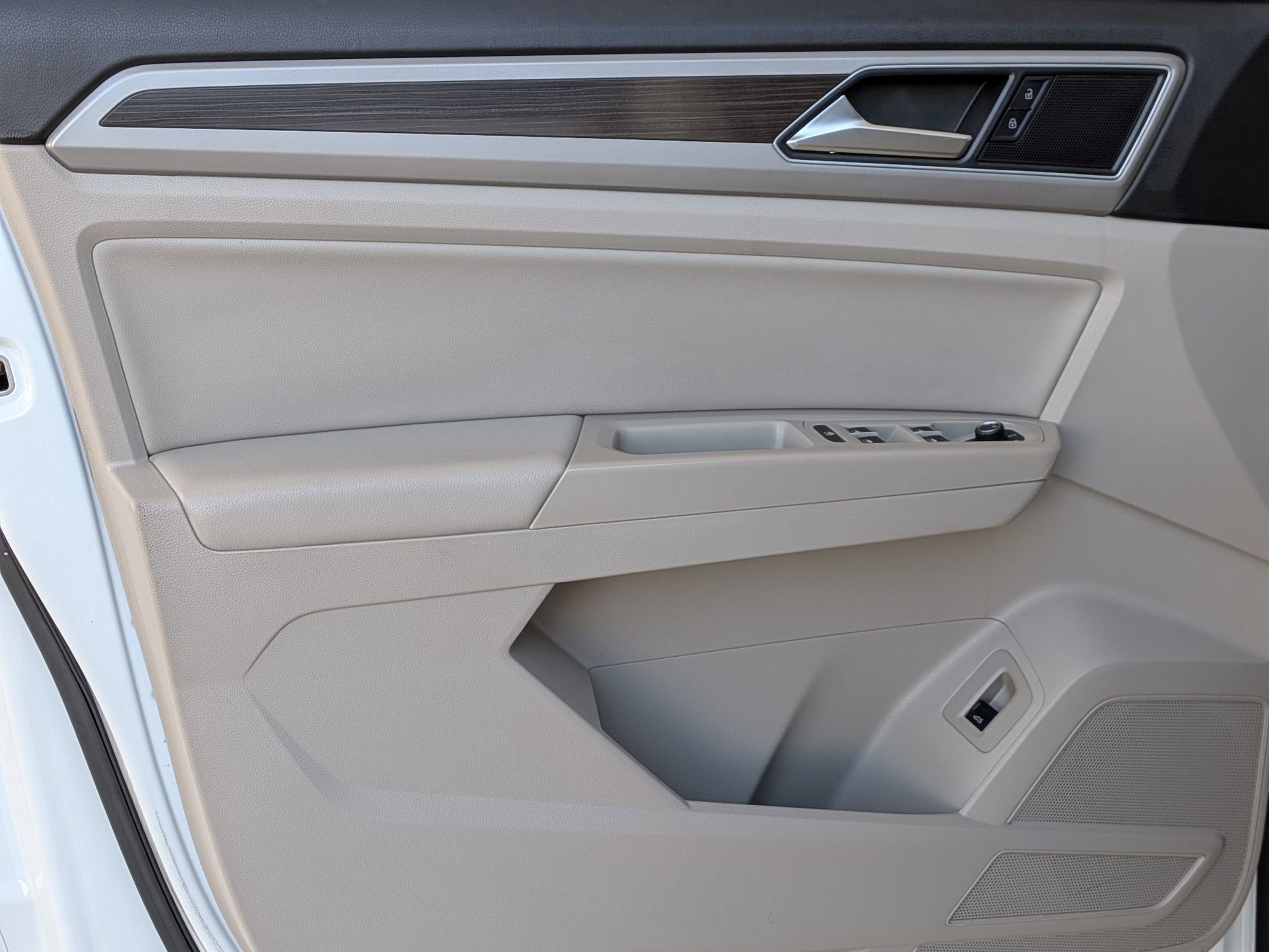 2019 Volkswagen Atlas 3.6L V6 SEL R-Line