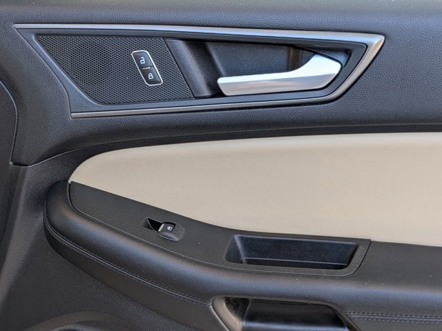 2021 Ford Edge SE