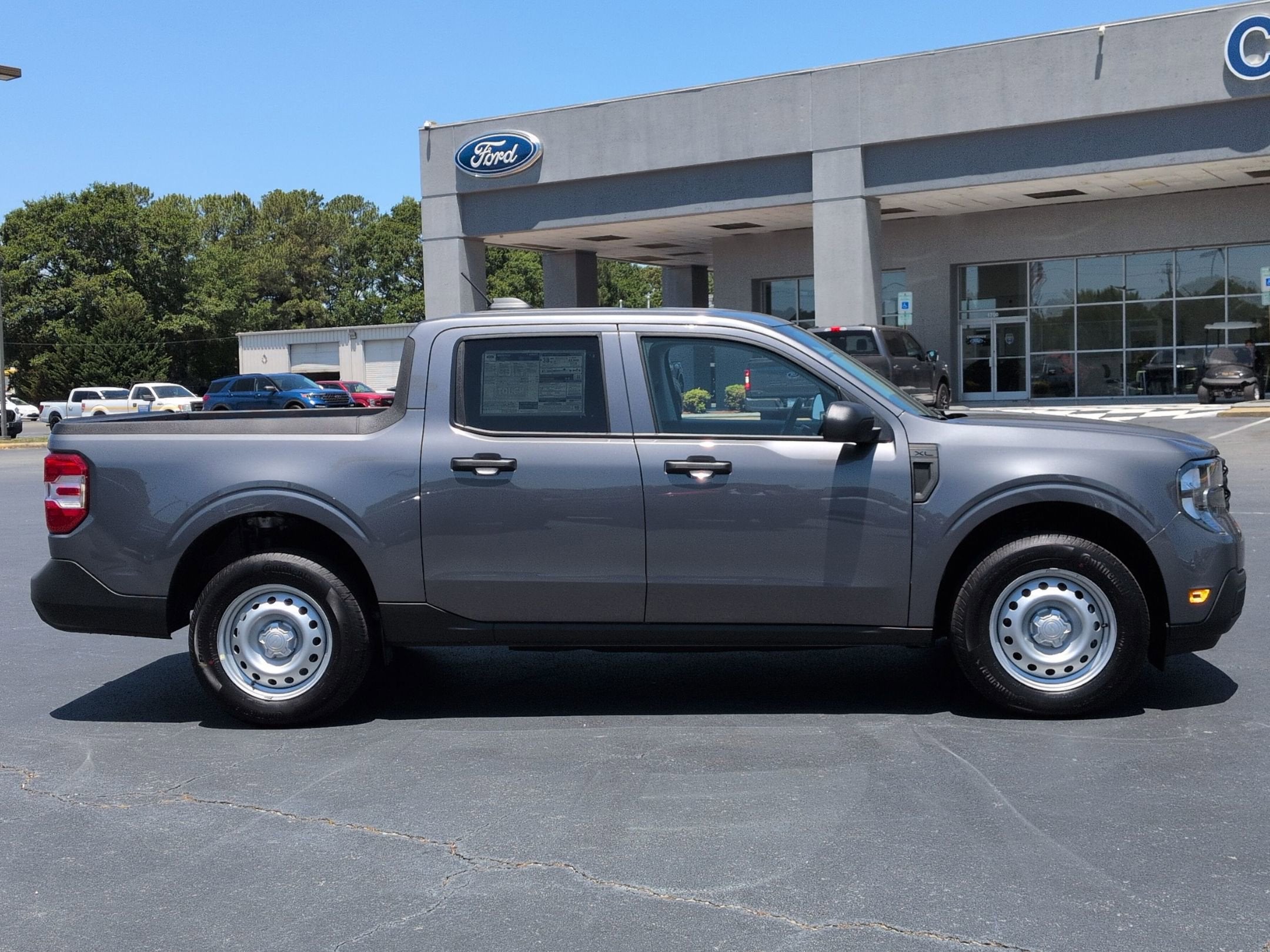 2026 Ford Maverick XL