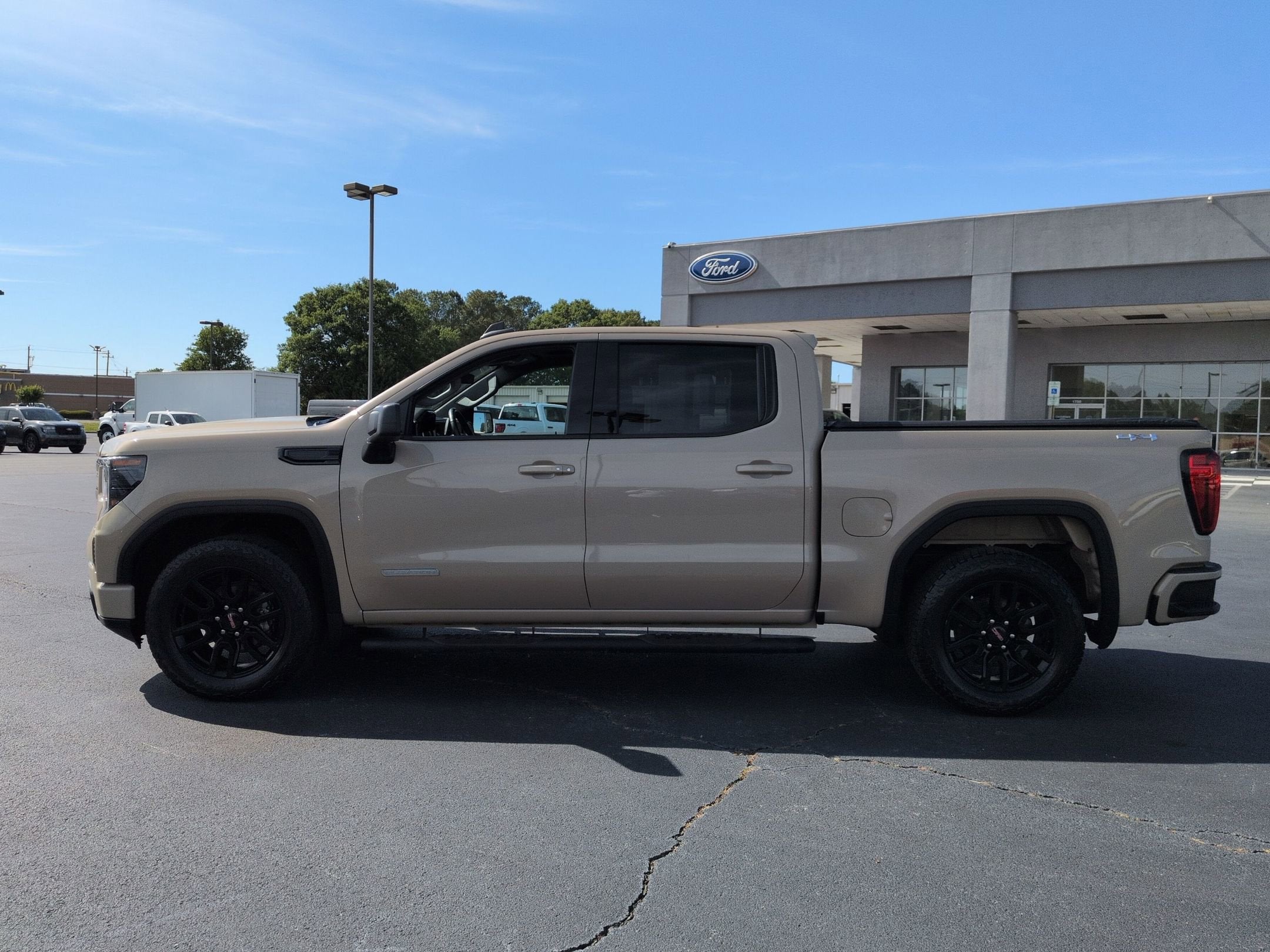 2022 GMC Sierra 1500 Elevation