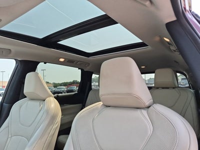 2023 INFINITI QX60 LUXE