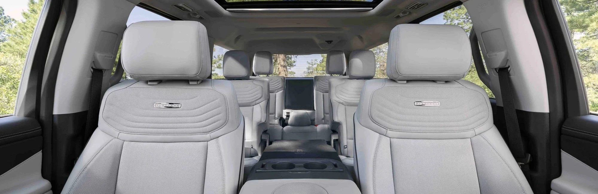 2025 Ford Expedition Seating